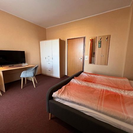 Hotelpension Am Thermalbad Bad Nenndorf Exterior foto